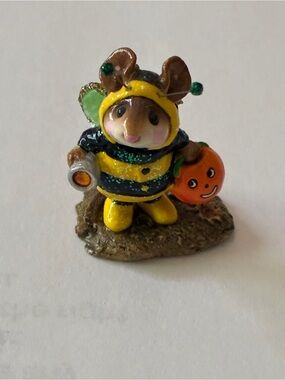 Wee Forrest FoHand-Painted Bee Figurine with Green and Yellow Accents - Unbrande